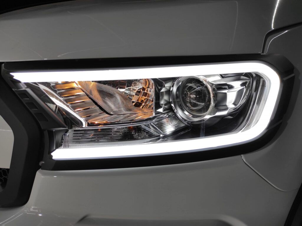 Ford Ranger Ledli Far Çerçevesi