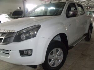 Isuzu D-Max Gri Noktalı Basamak - 2