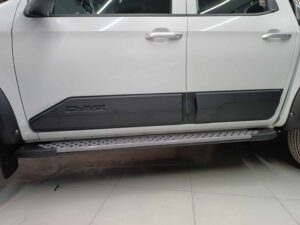 Isuzu D-Max Gri Noktalı Basamak - 4