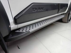 Isuzu D-Max Gri Noktalı Basamak - 3