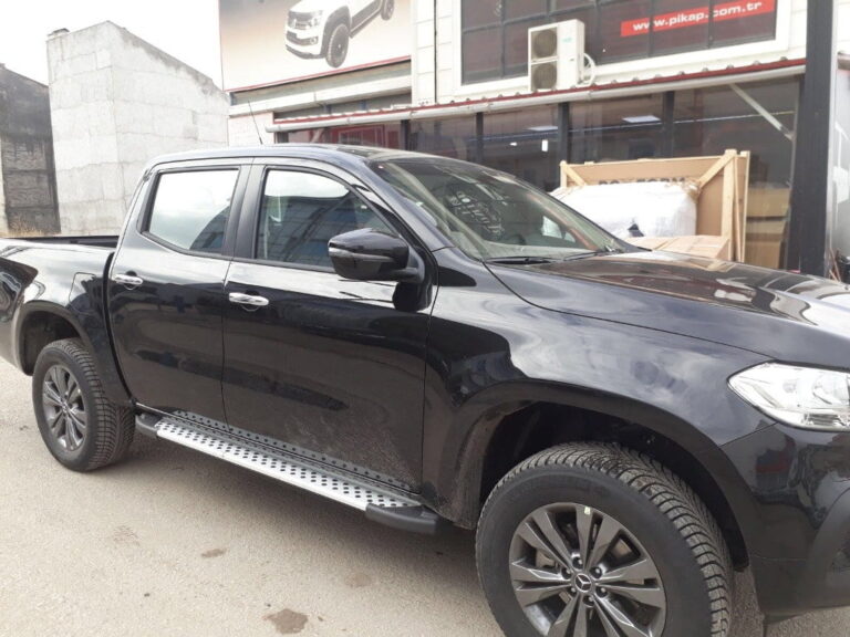 Mercedes X Class Gri Noktalı Basamak