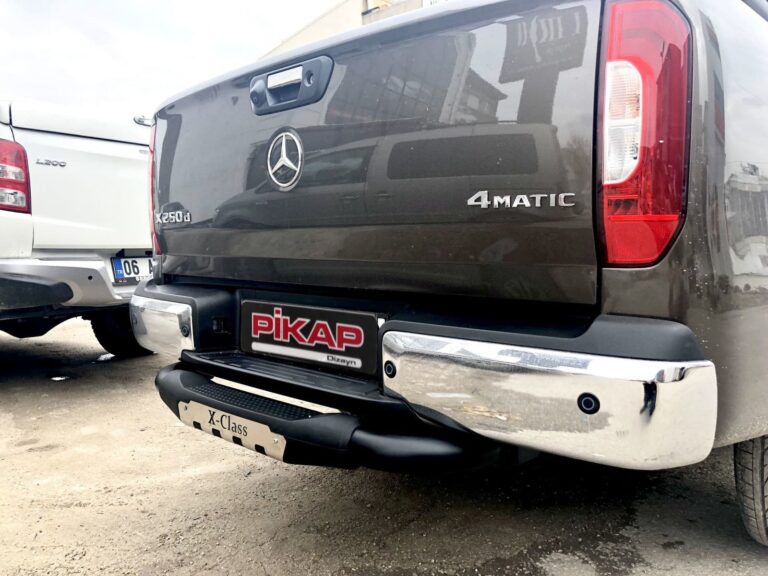 Mercedes X Class Siyah Arka Tampon Koruma