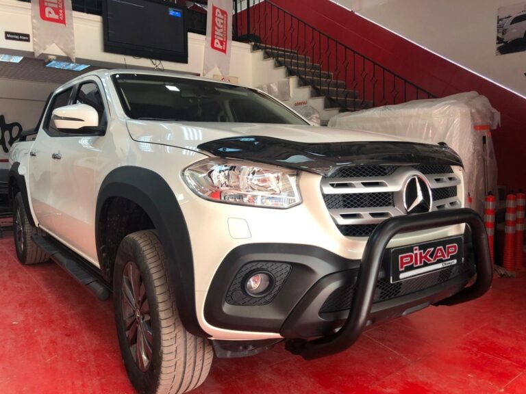 Mercedes X Class Siyah U Ön Koruma
