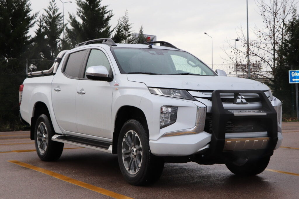 Mitsubishi L200 Yüksek Ön Koruma