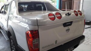 Nissan Navara Grandbox - 1