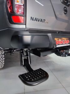 Nissan Navara İthal Arka Basamak - 3