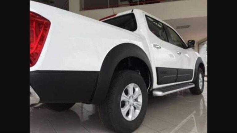 Nissan Navara Yan Kapı Kaplama