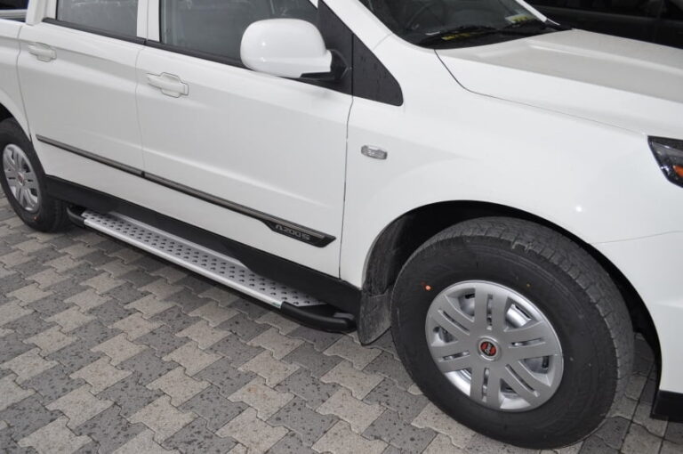Ssangyong Musso Grand Gri Noktalı Basamak