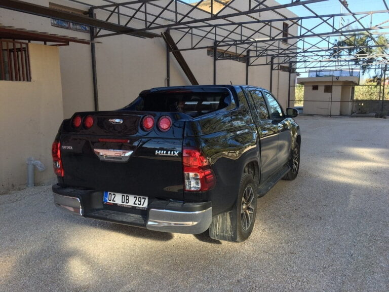Toyota Hilux Grandbox