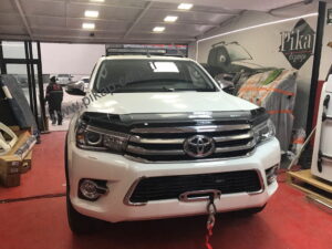 Toyota Hilux İçe Gömme Vinç - 5