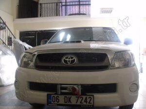 Toyota Hilux İçe Gömme Vinç - 3