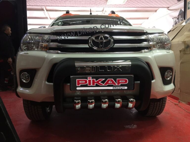 Toyota Hilux Kısa Ön Koruma