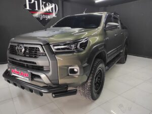 Toyota Hilux Siyah Tiger Ön Koruma - 4