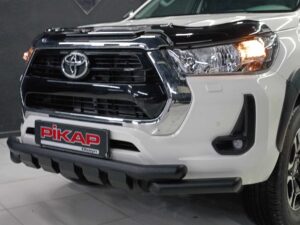 Toyota Hilux Siyah Tiger Ön Koruma - 2