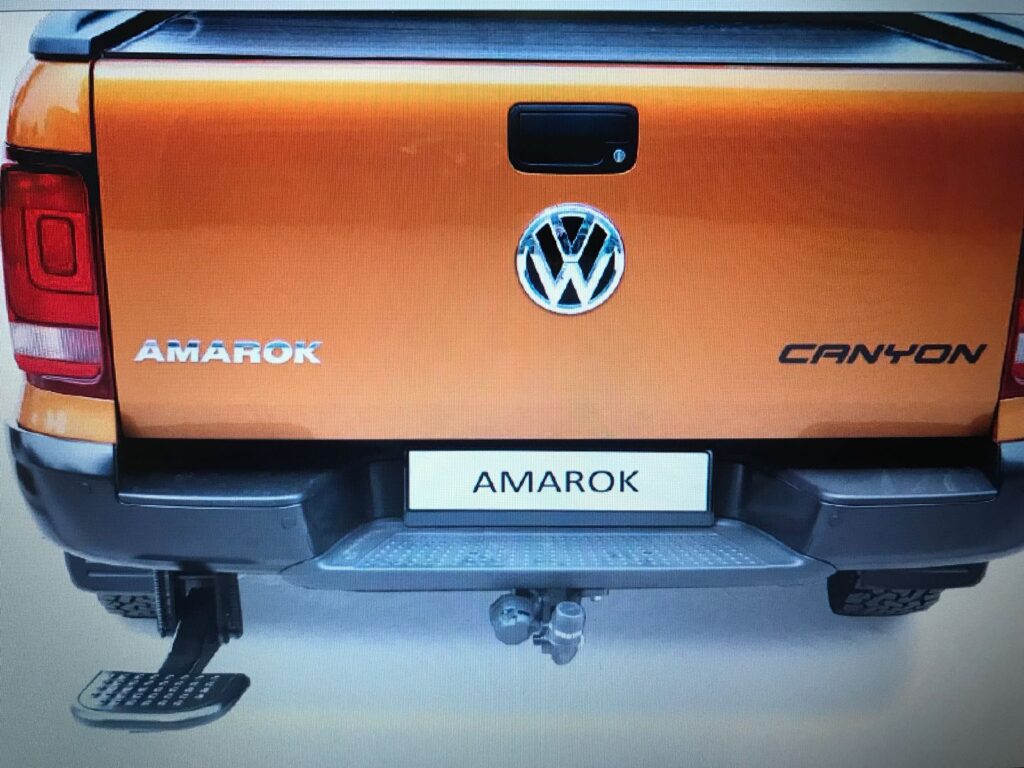 VW Volkswagen Amarok Arka Tampon Basamak