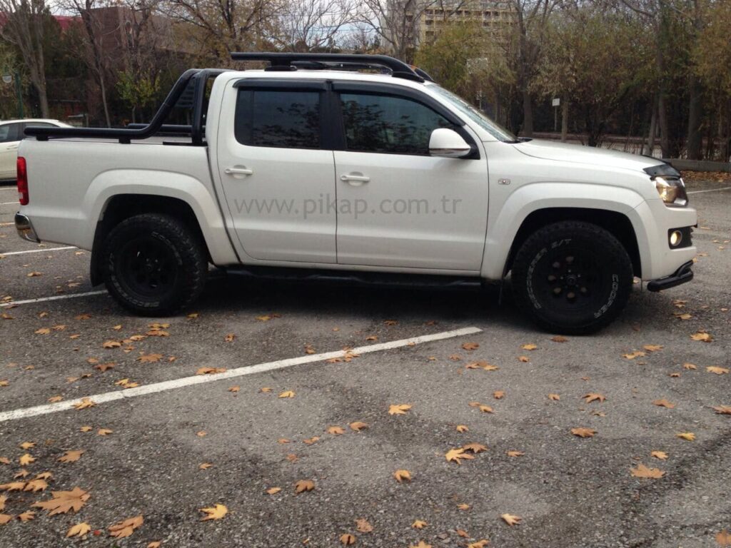 VW Amarok Siyah Tavan Portbagajı