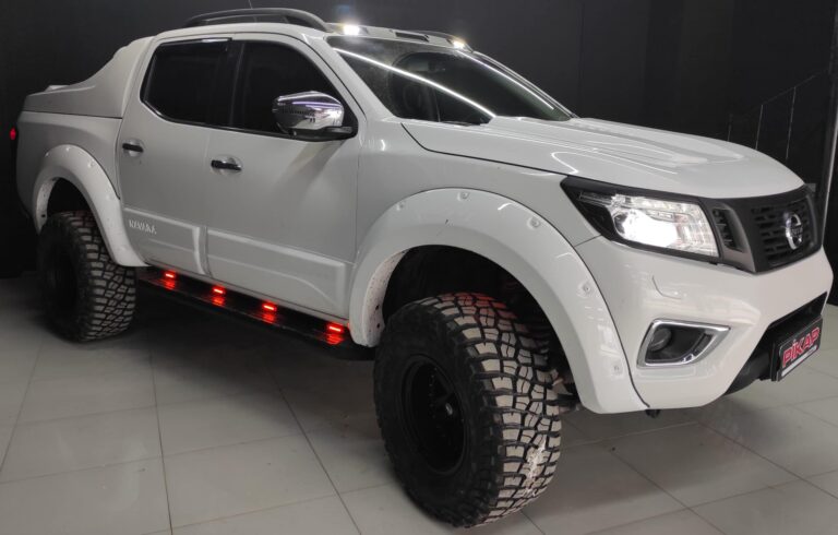 Nissan Navara Basamak Led Aydınlatma