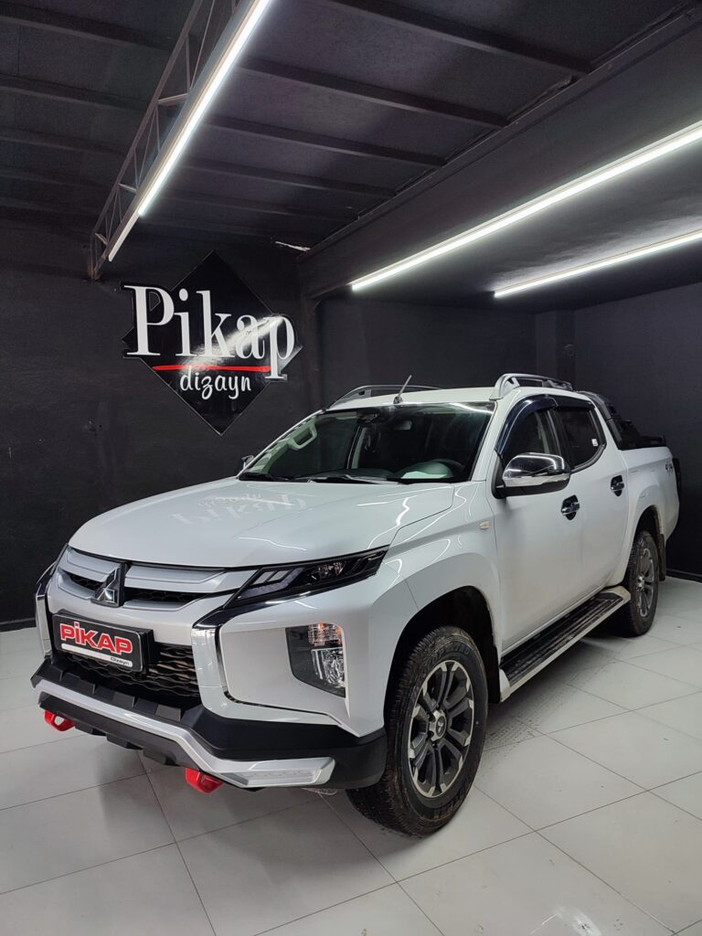 Mitsubishi L200 Far Çerçevesi