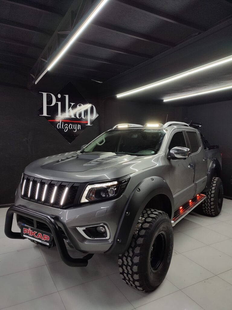Nissan Navara Far Çerçevesi