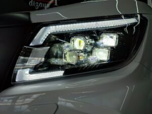 Nissan Navara Facelift Dönüşüm Kiti - 17