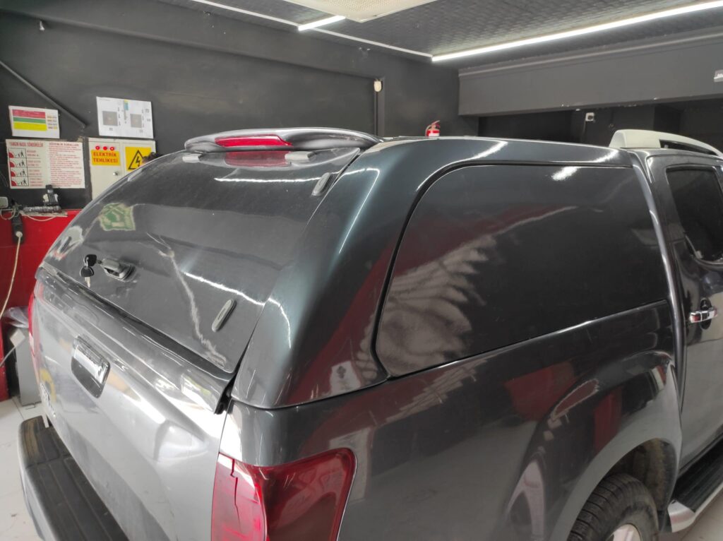 Nissan Navara Panel Kabin