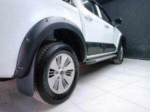 Isuzu D-Max Yeni Kapı Yan Kaplama - 8