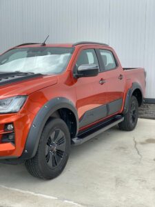 Isuzu D-Max Yeni Kapı Yan Kaplama - 4