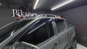 Ford Ranger Cam Rüzgarlık - 3