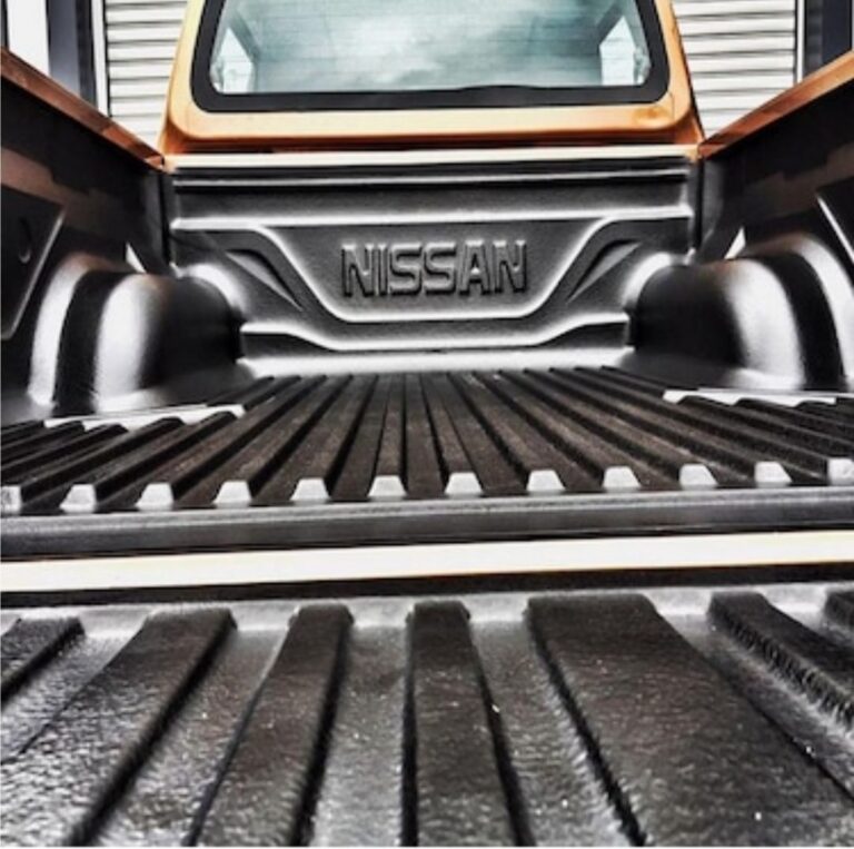 Nissan Navara Kasa Havuzu İçe Geçme
