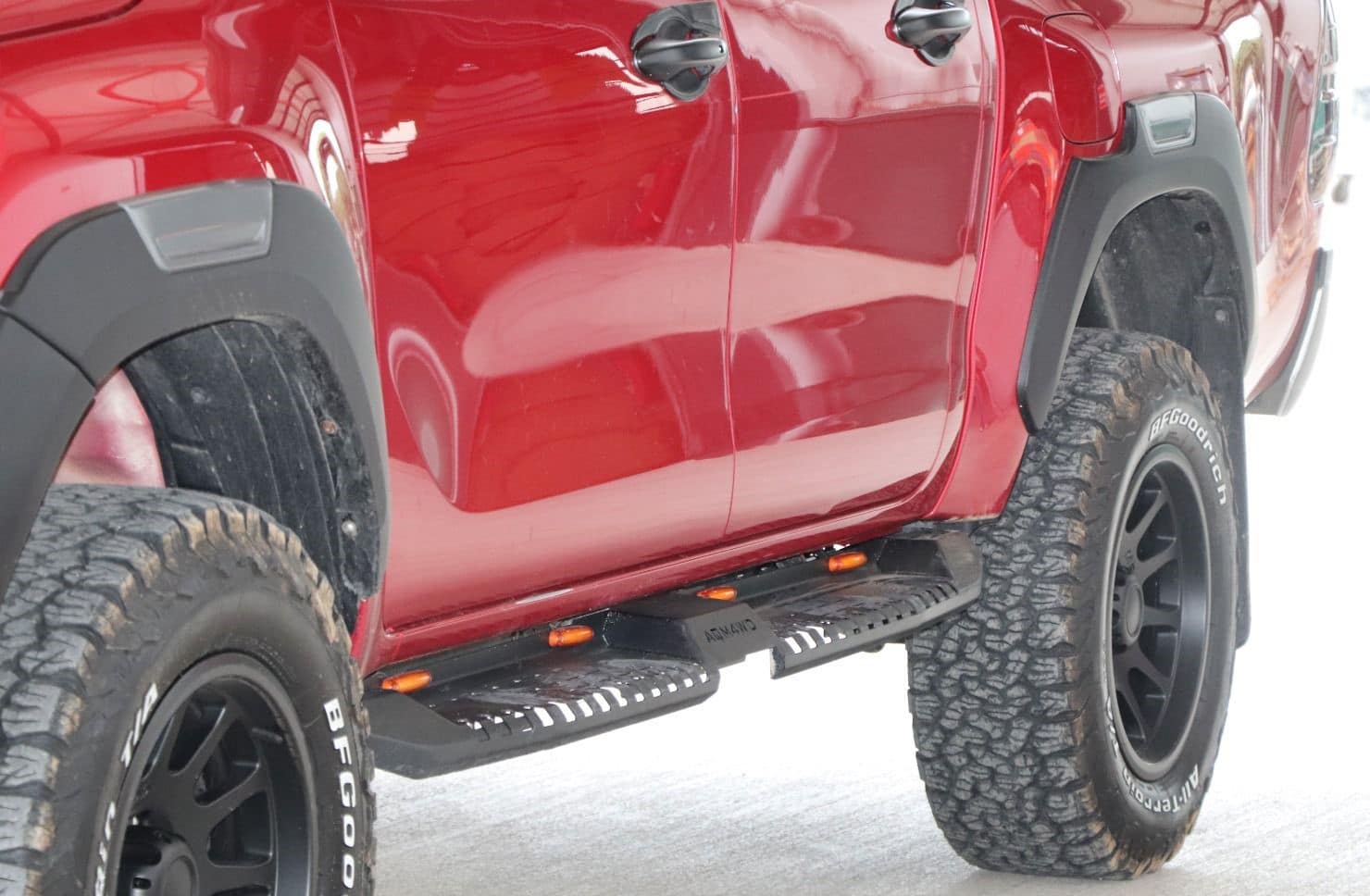 Isuzu D-Max S32 Offroad Basamak