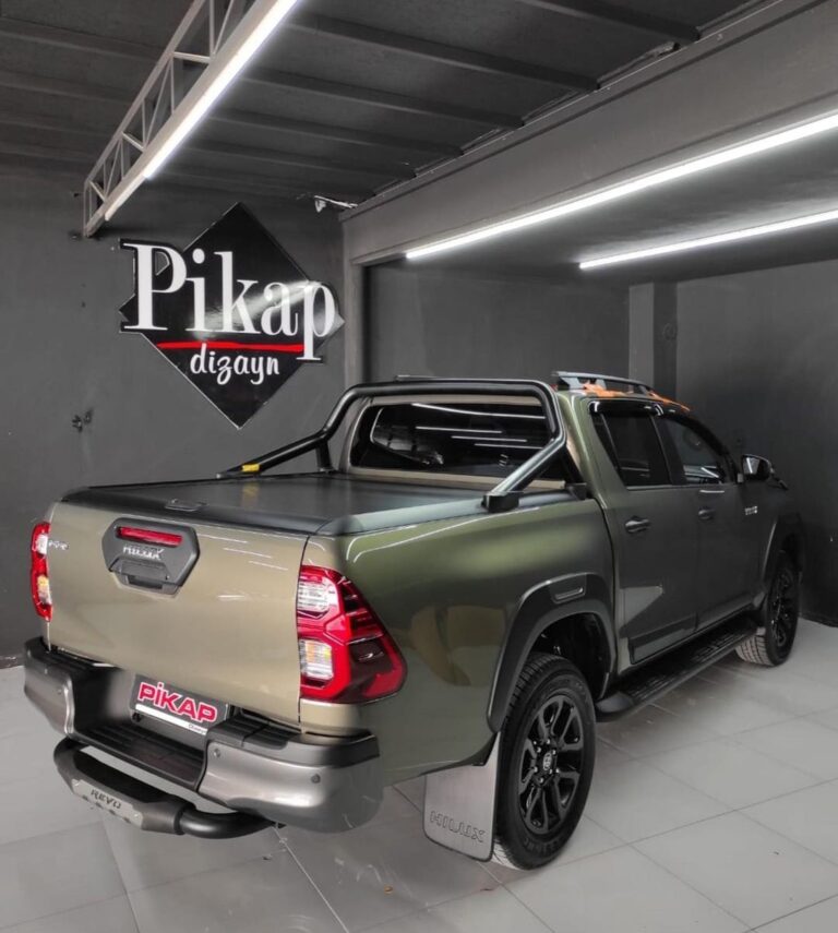 Toyota Hilux Arka Tampon Koruma Siyah