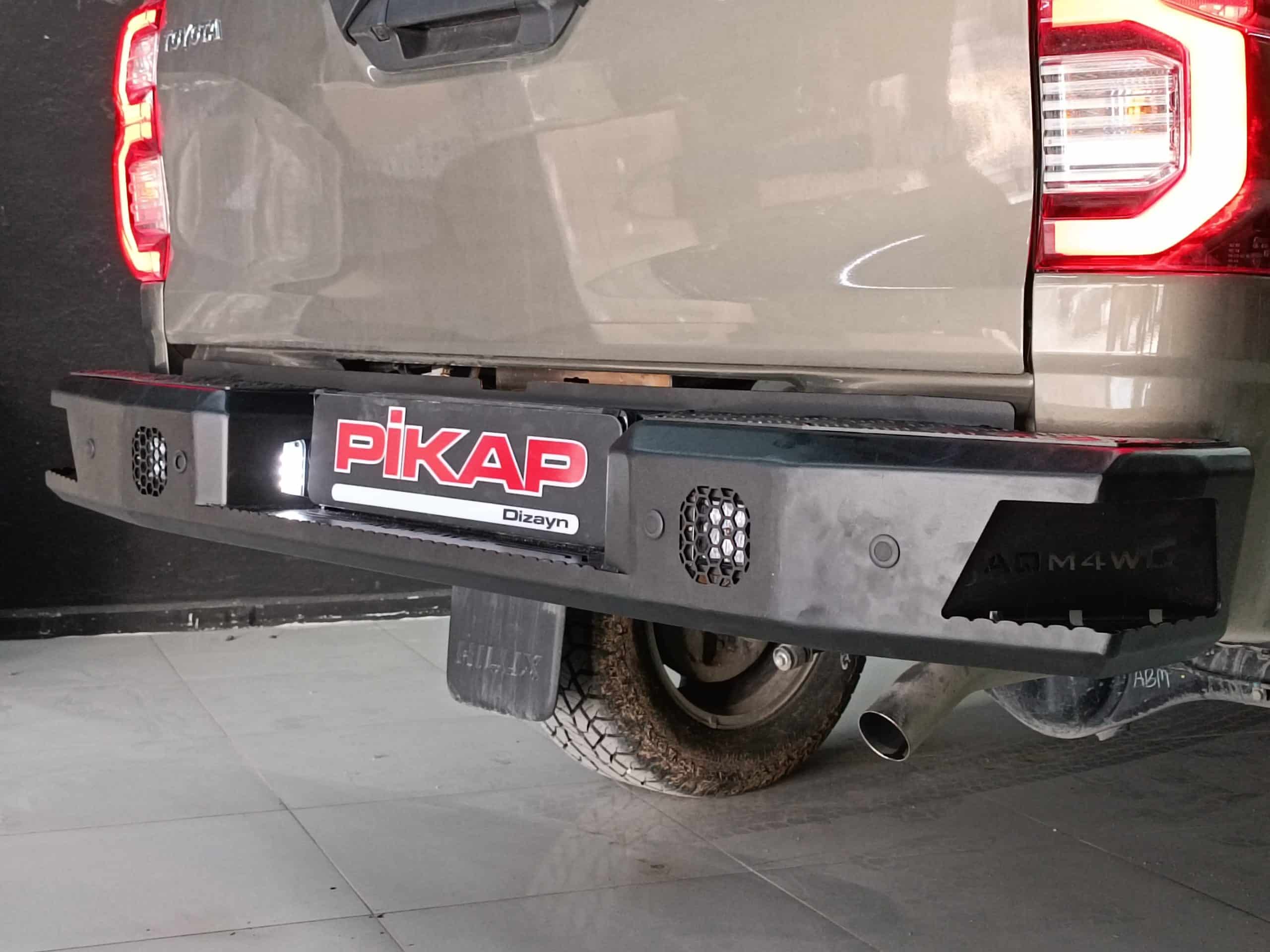 Toyota Hilux Basamaklı Offroad Arka Tampon - Görsel 2