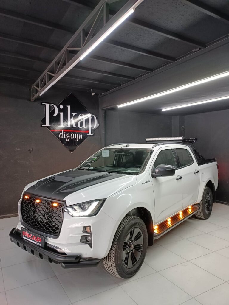 Isuzu D-Max Basamak Led Aydınlatma