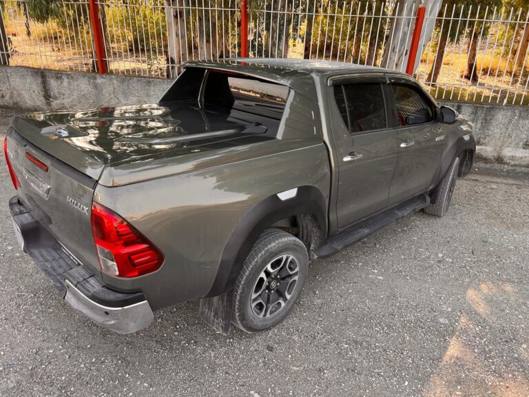Toyota Hilux Düz Fullbox
