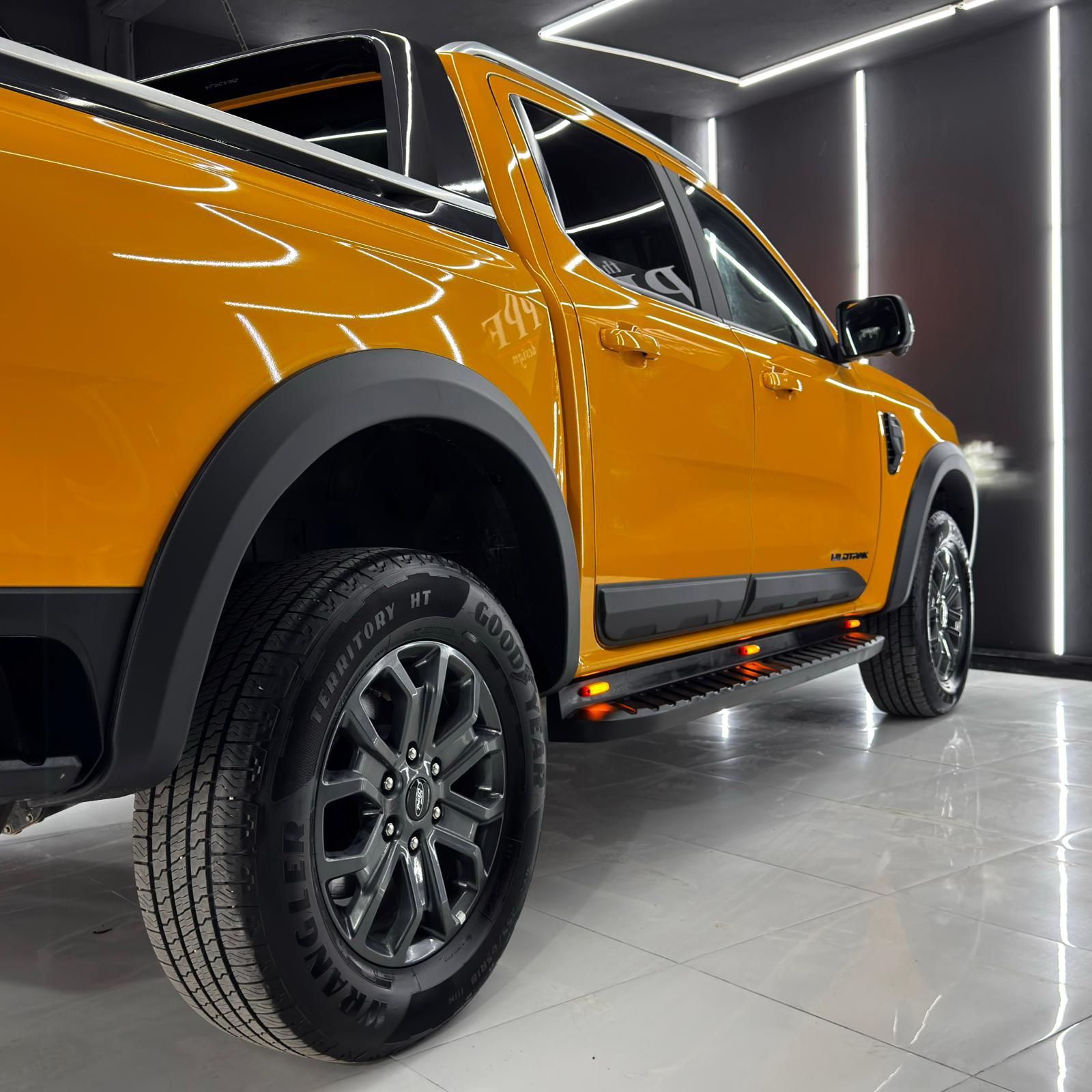 Yeni Ford Ranger İnce Yan Kapı Kaplama - Görsel 2