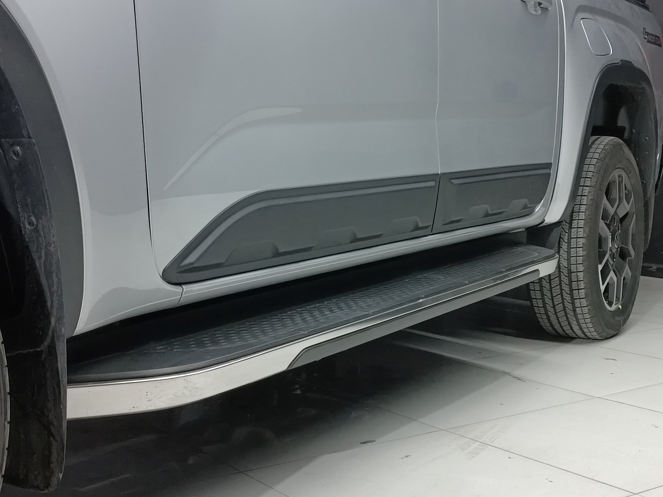 Yeni Volkswagen Amarok Yan Kapı Kaplama - Görsel 4