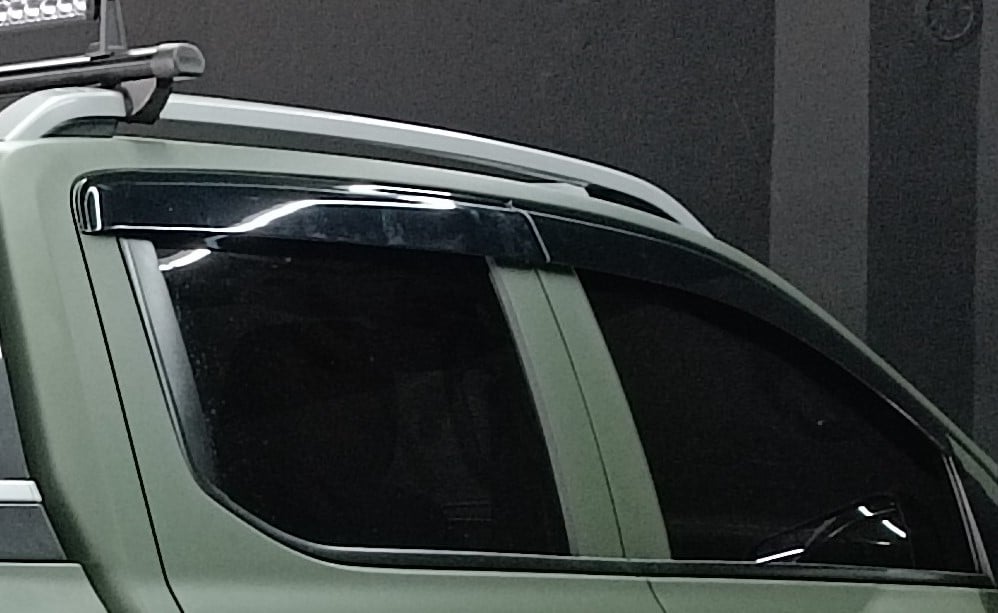 Yeni Ford Ranger Cam Rüzgarlık - Görsel 3