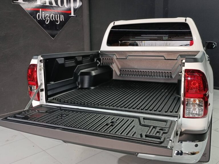 Toyota Hilux Kenarlıksız Kasa Havuzu