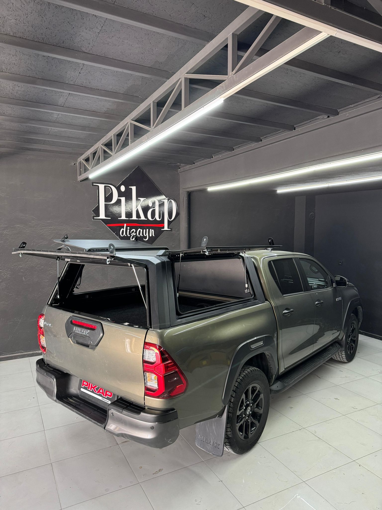 Toyota Hilux Metal Kabin - Görsel 2