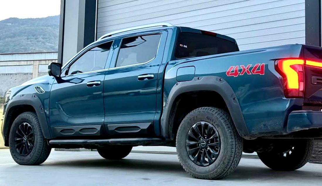 Foton Tunland V9 Kapı Yan Kabartma - Görsel 3